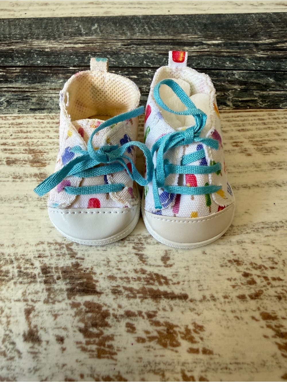 American Girl Doll Truly Me COOL TREATS High Tops - 18” Doll SHOES SNEAKERS Only